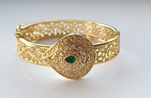 Bracelet beldi avec perle verte diamètre 6,4cm en acier inoxydable
