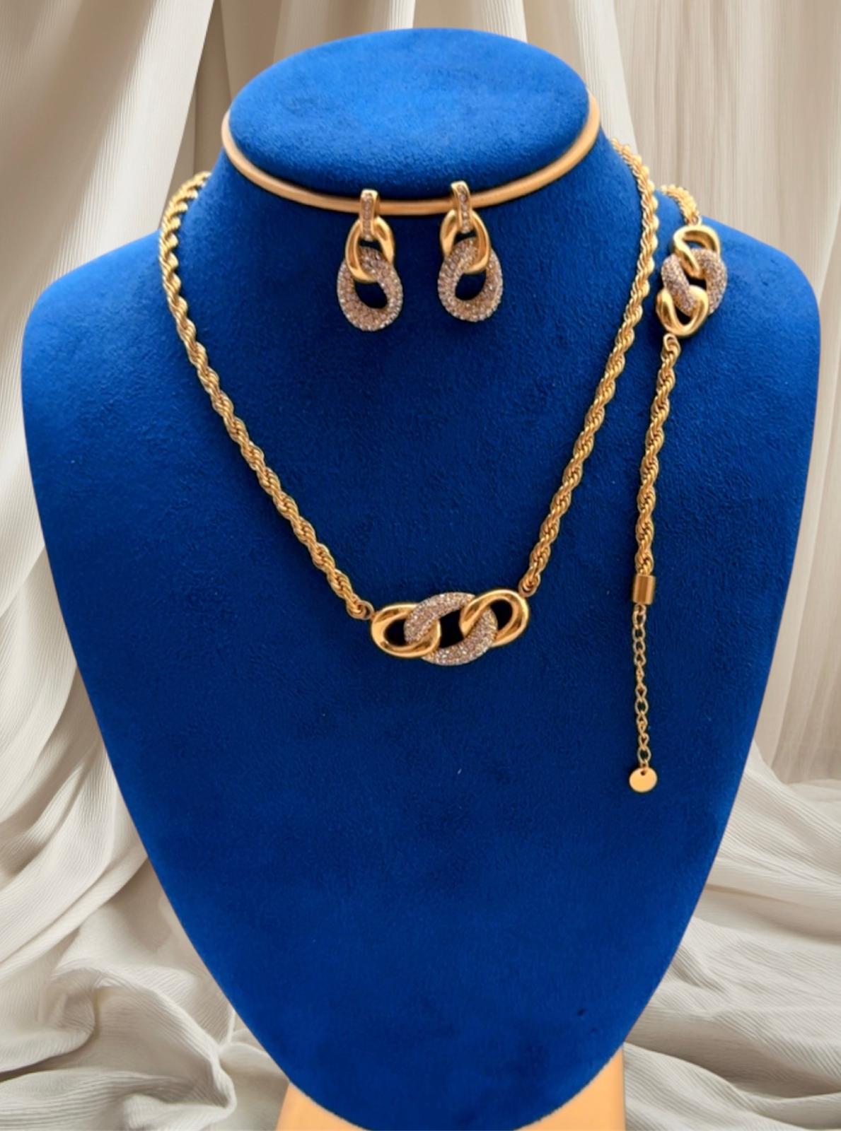 parure nouvelle collection en acier inoxydable