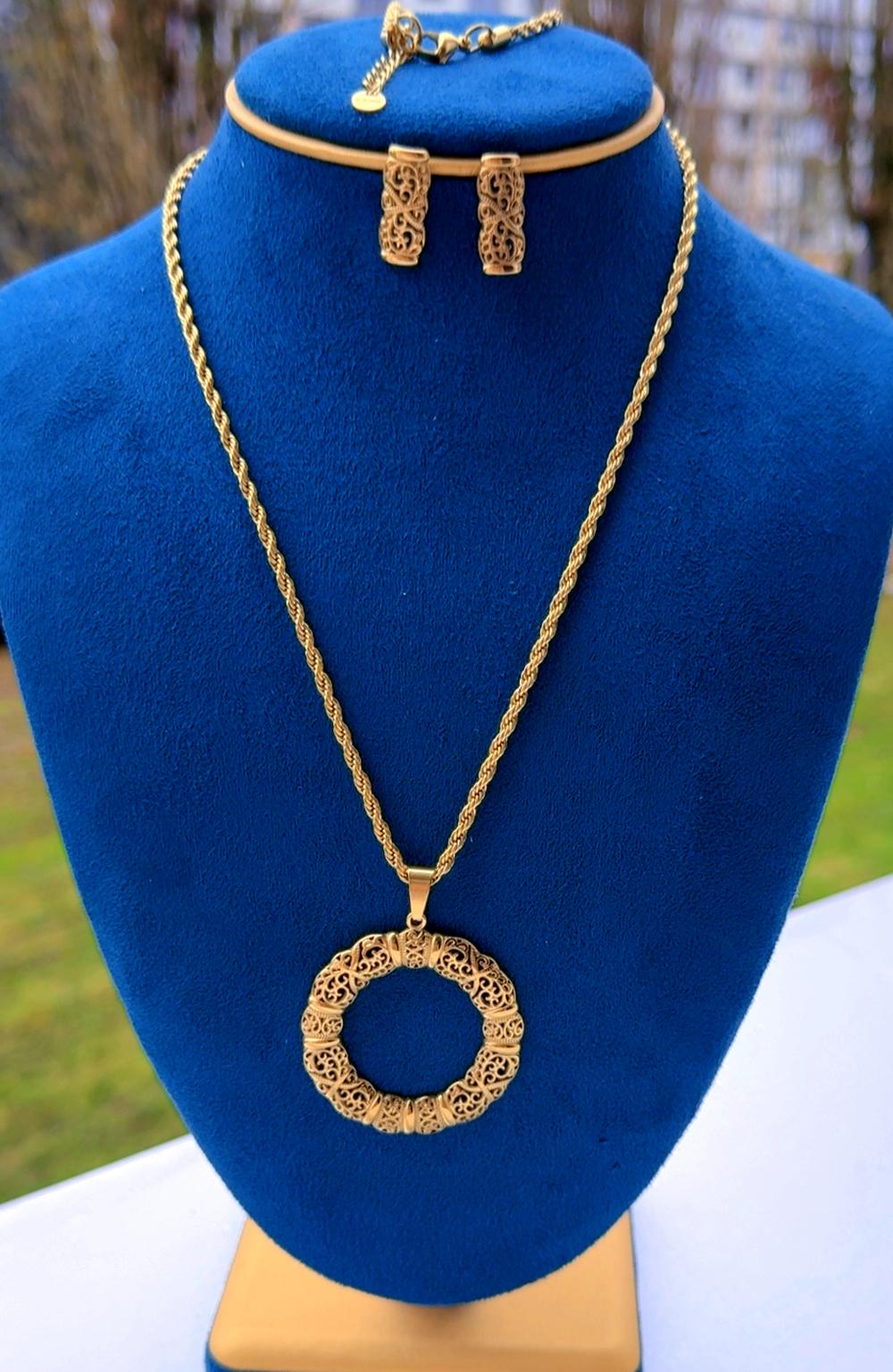 Collier & boucle d’oreille dek lebra en acier